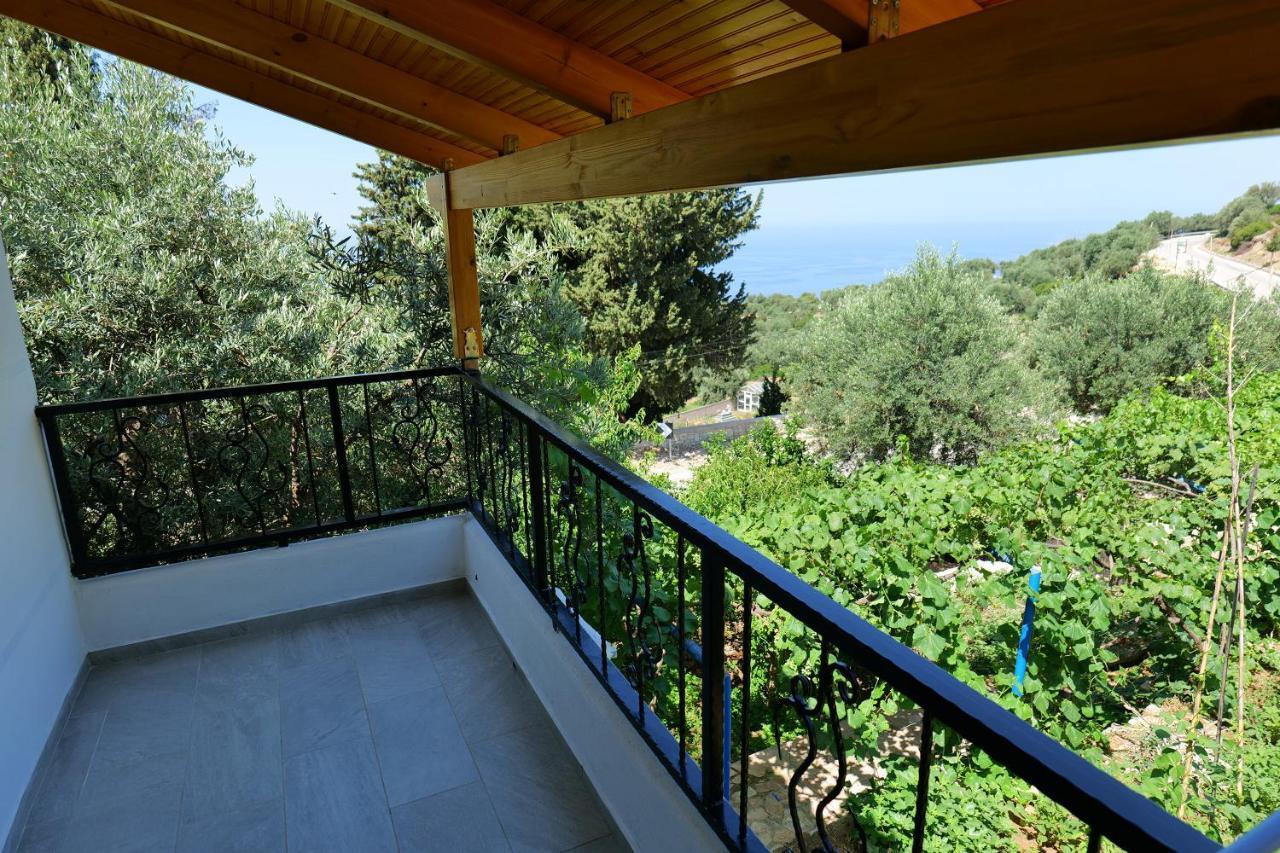 Hotel Panorama Piqeras Bagian luar foto